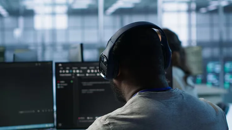 Auriculares profesionales con cancelación de ruido